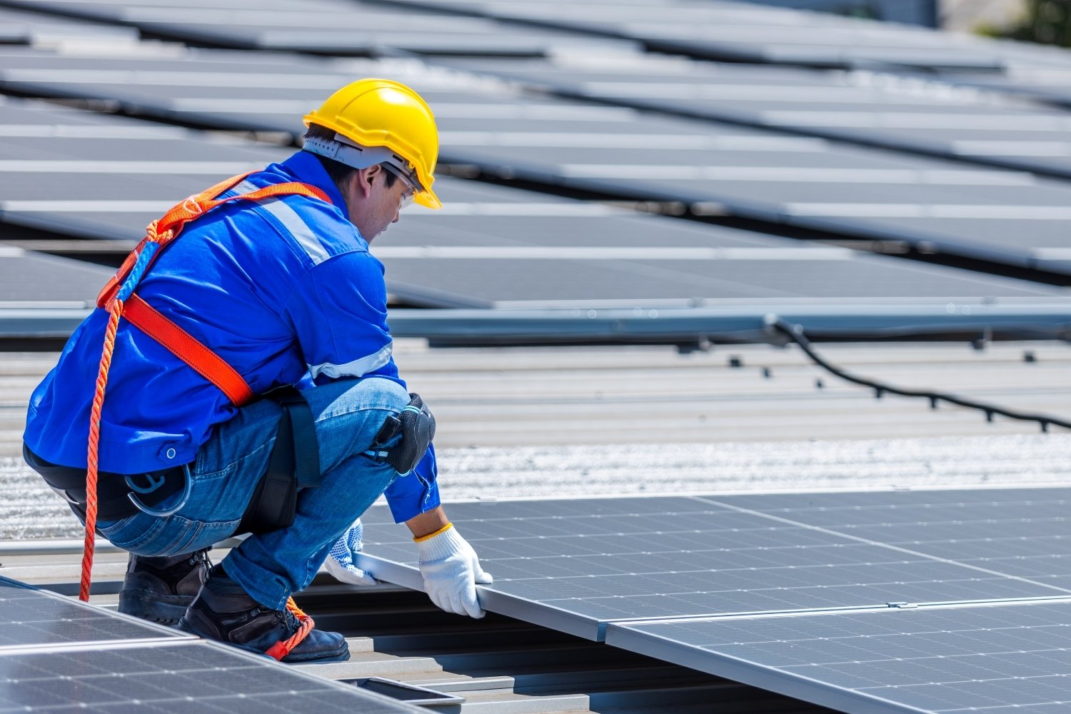 technicians-are-installing-and-inspecting-standard-2026-06-04-00-03-57-utc