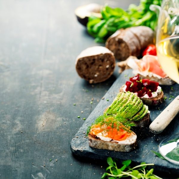 tasty-rye-bread-sandwiches-2026-01-08-06-00-30-utc-1